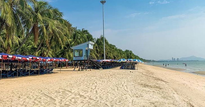 ประกาศปิดชายหาดบางแสน ยับยั้งการแพร่ระบาด COVID-19